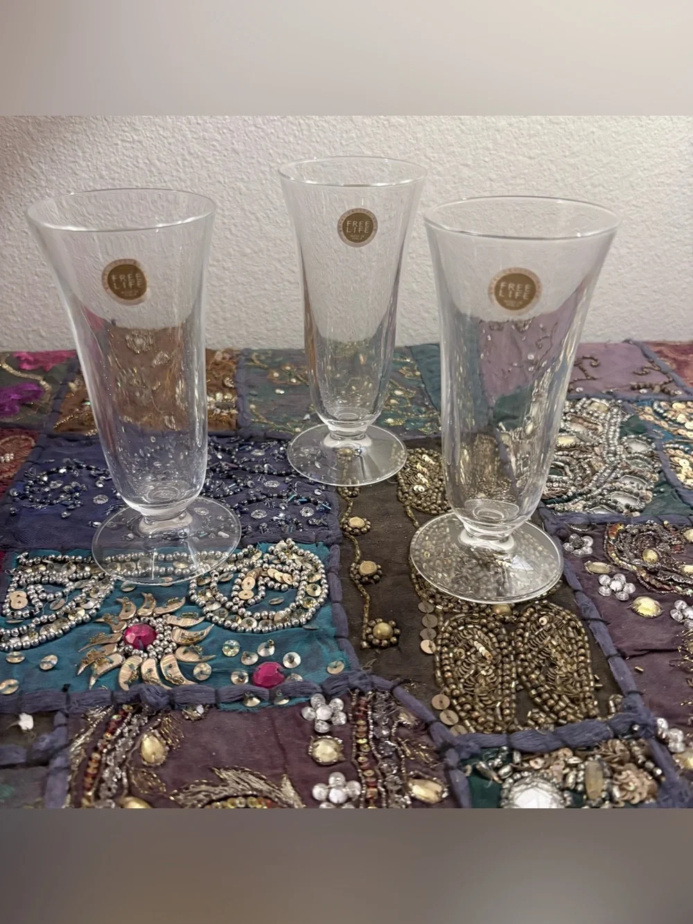 RCR Royal Crystal Rock Free Life Lead Free 4 oz wine Glasses Italy Set of 3 NWOT